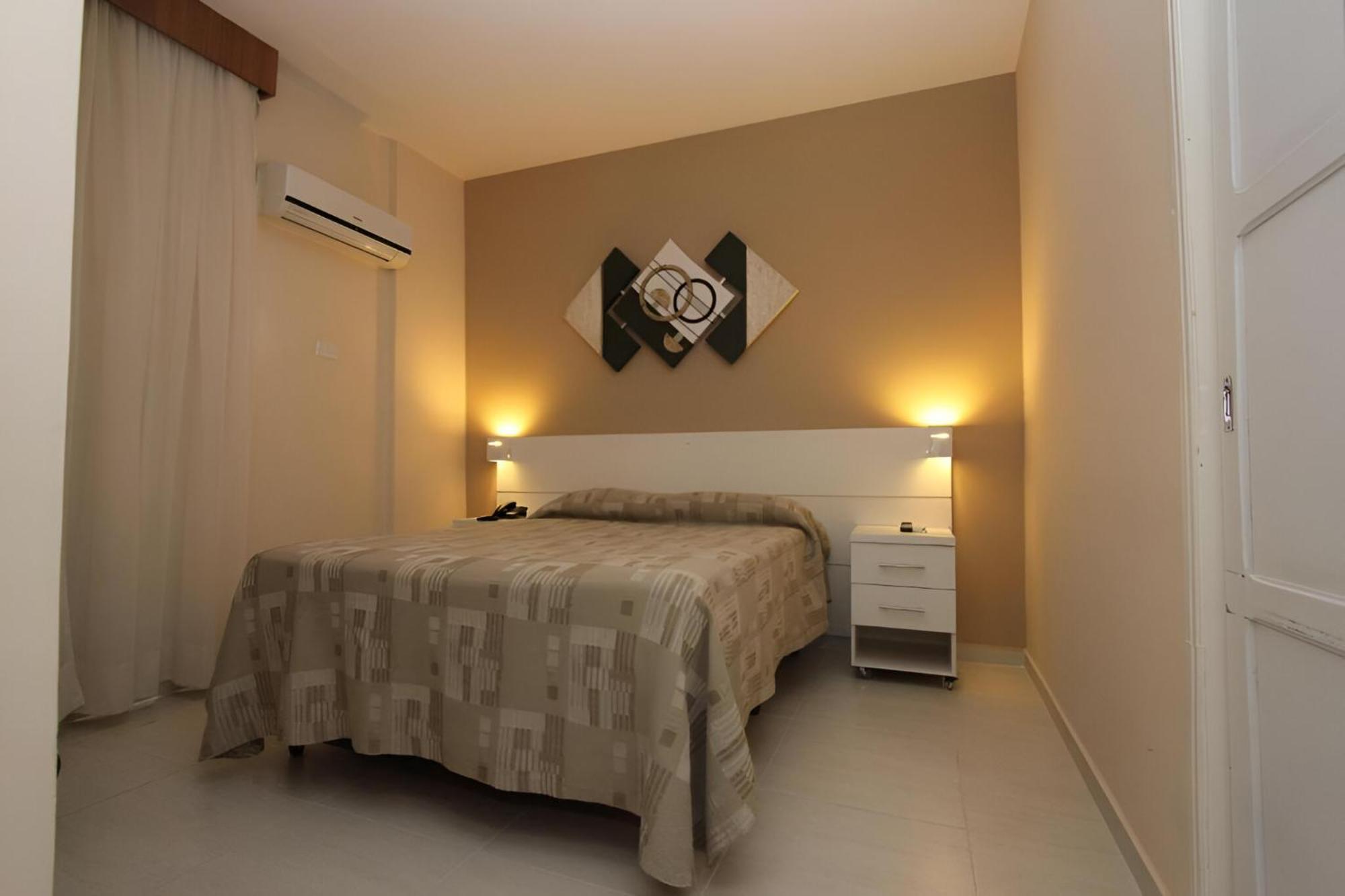 Gonzaga Flat 3*
